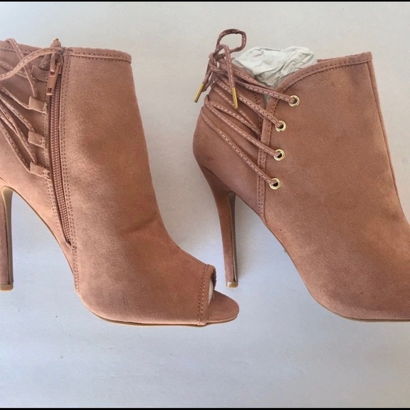 Peep Toe Laced Ankle Boots Size 9 New in Box - Picture 2 of 6